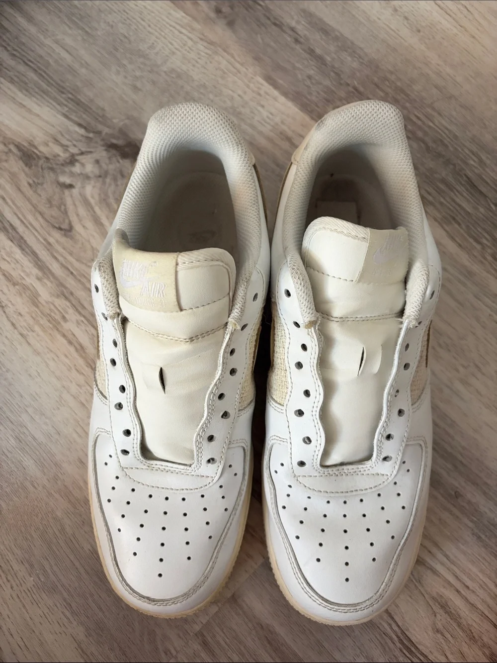 Nike Low-Top Sneakers in Cream and Beige
